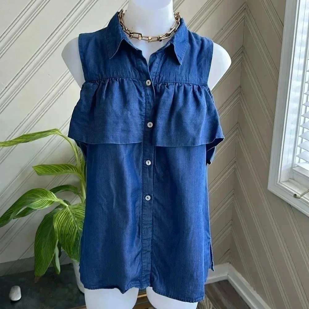 Denim Sleeveless Flutter Button Up Size Large - image 1